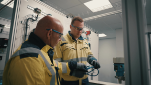 ATEX trainer en trainee tijdens ATEX training en ATEX opleiding